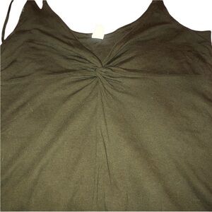 Kensie size large army green V-neck trapeze style tank like new